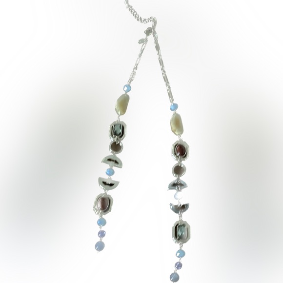 Long necklace with natural stones. - Picture 3 of 10